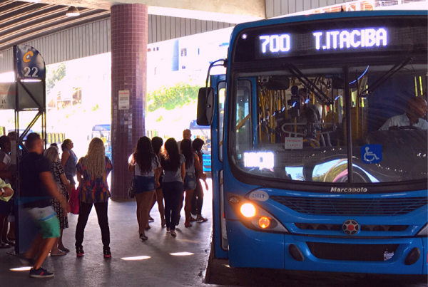 Acordo evita greve dos rodoviários na Grande Vitória