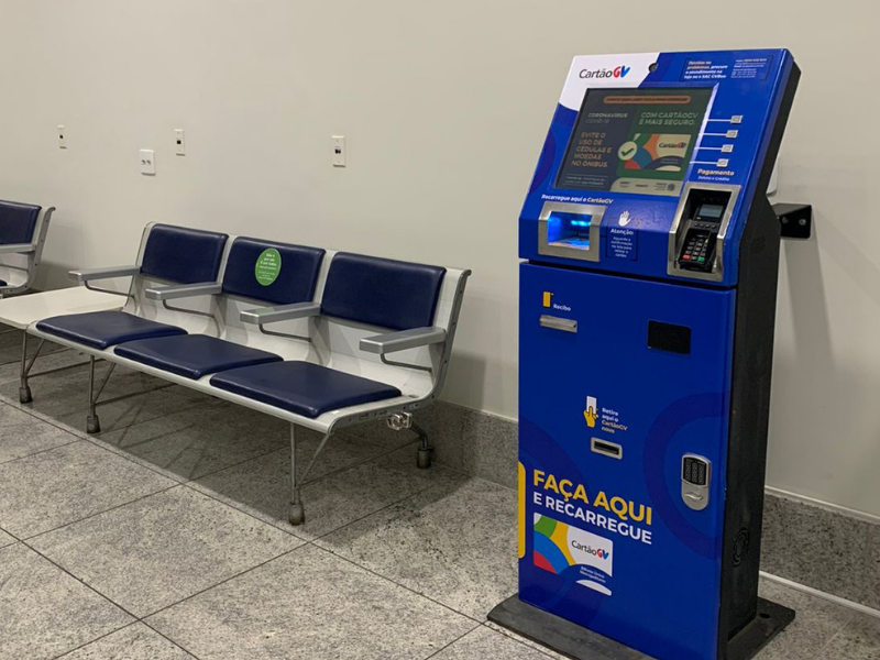 Passageiros que desembarcarem no Aeroporto de Vitória e desejarem utilizar o Sistema Transcol já podem comprar ou recarregar o CartãoGV na ATM.