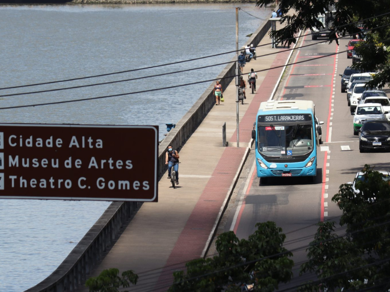 O Sistema Transcol atende a todas as regiões da Grande Vitória. Confira o guia de lugares para visitar e as linhas de ônibus que levam até eles