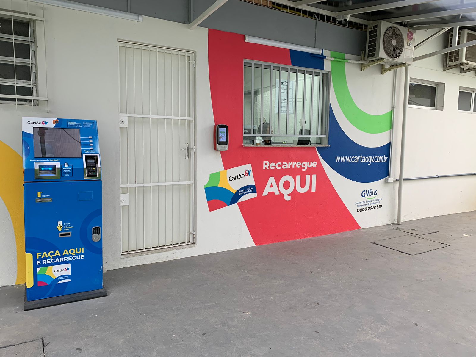 Nova loja fica no campus da Ufes, e vai beneficiar estudantes e moradores da região. Uma ATM ainda foi instalada para recarga do CartãoGV.